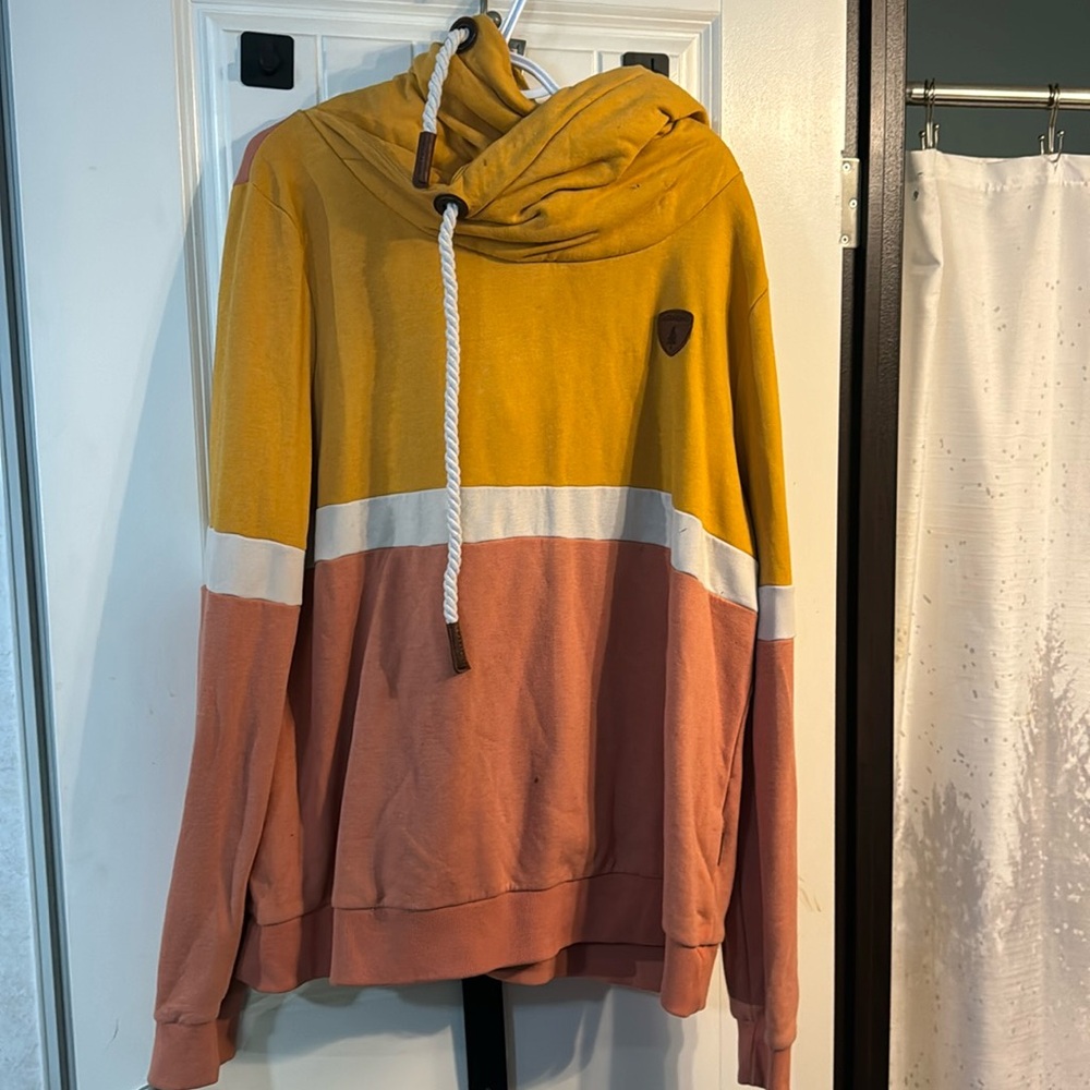 Wanakome sweater
